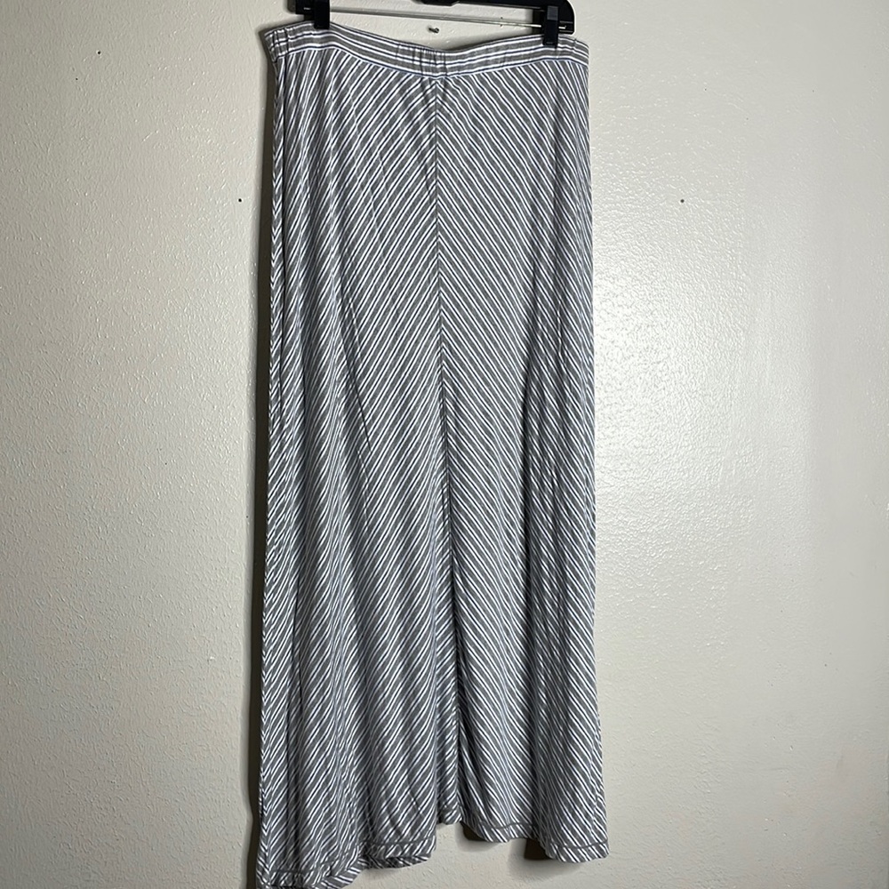 MAX STUDIO WOMEN'S SKIRT